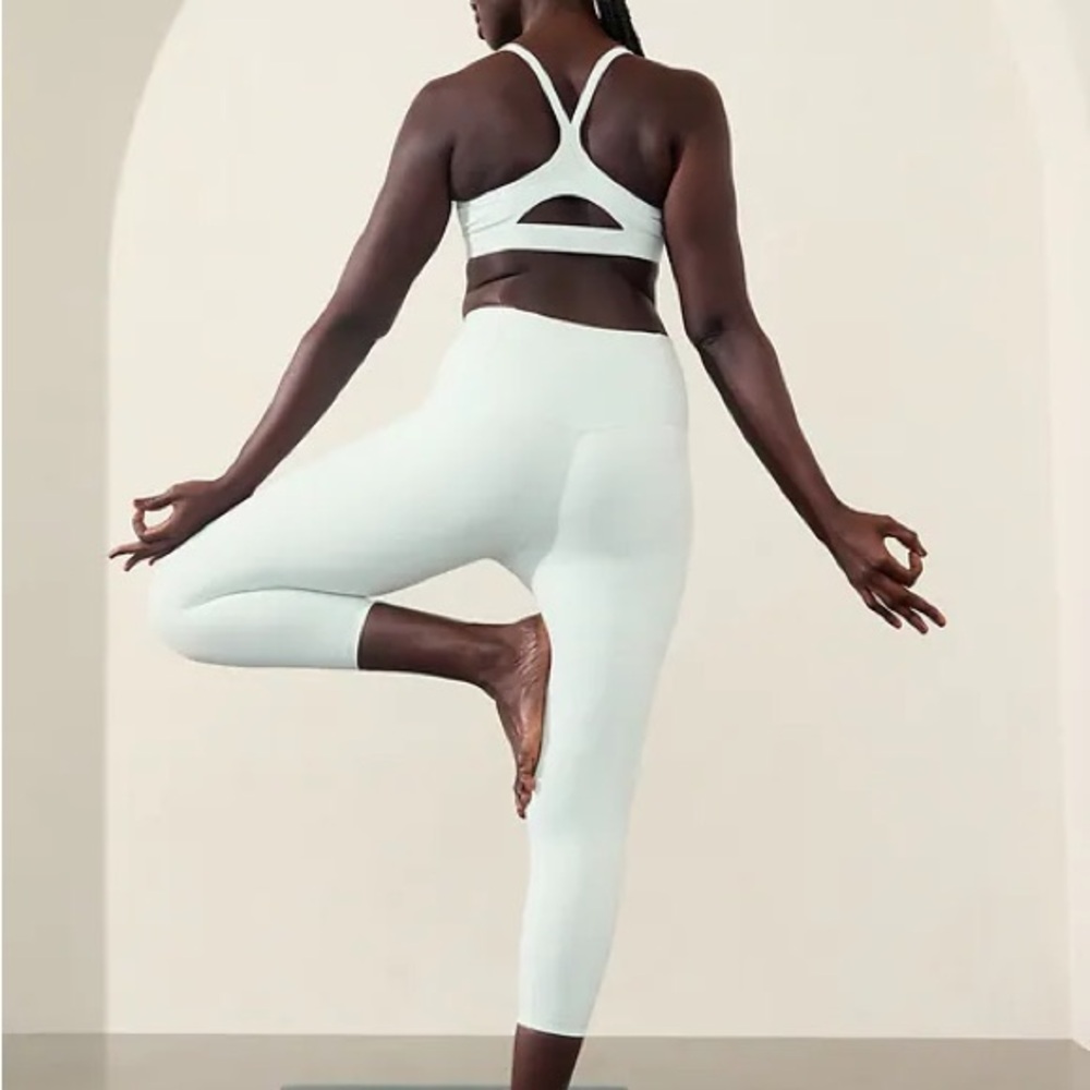 Athleta ULTRA HIGH RISE ELATION 7/8 TIGHT legging in glacier
